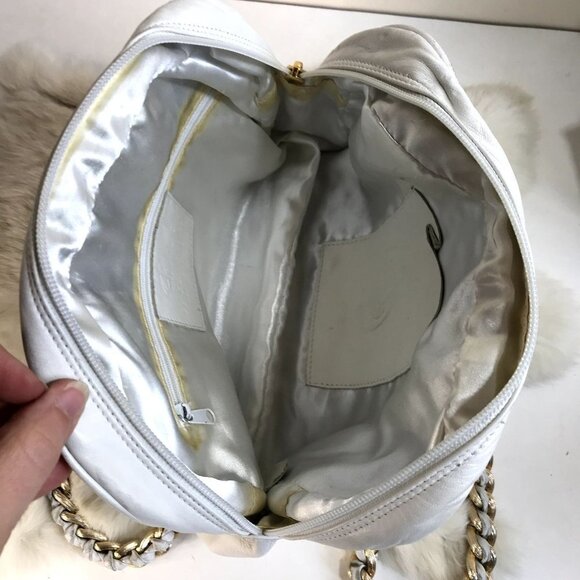 Vintage Quilted Leather Bag White Gold Chainlink Medium 1980s 80s Designer - Picture 8 of 12